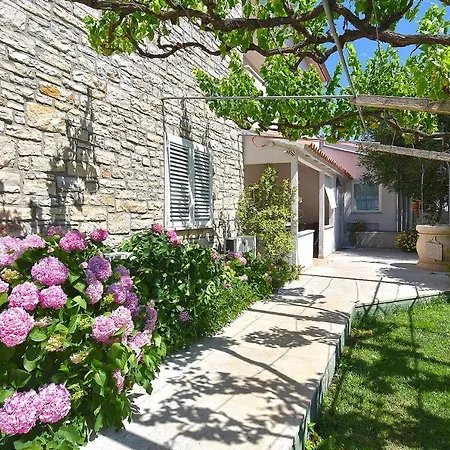 Double With Pool 2261 Gæstehus 3*