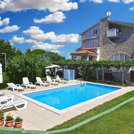 Double With Pool 2261 * Medolino